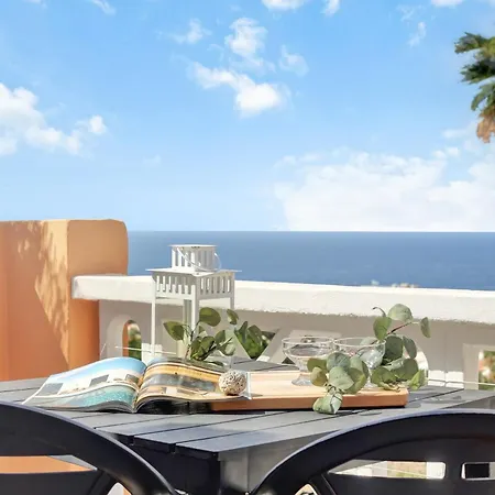 Luxury Romantic Ocean View アデヘ